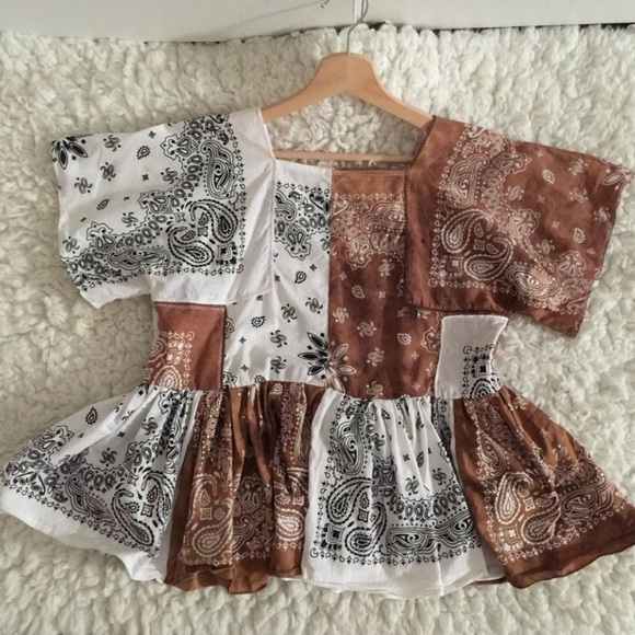 Handmade Half&Half Bandana Ruffled Blouse SKU 1592. - Picture 10 of 10